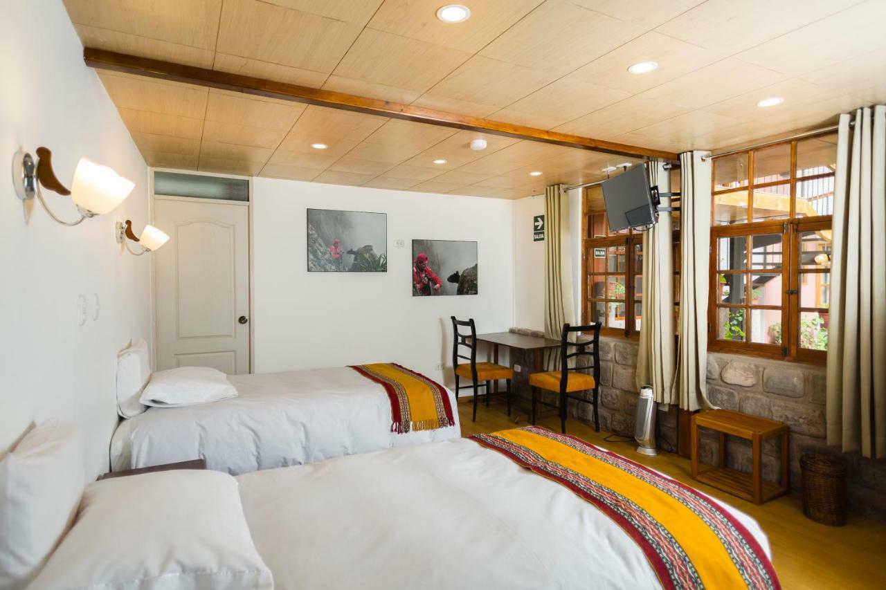 Quarto Duplo